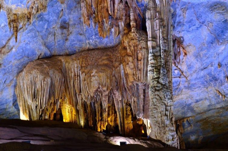 Trung Trang Cave