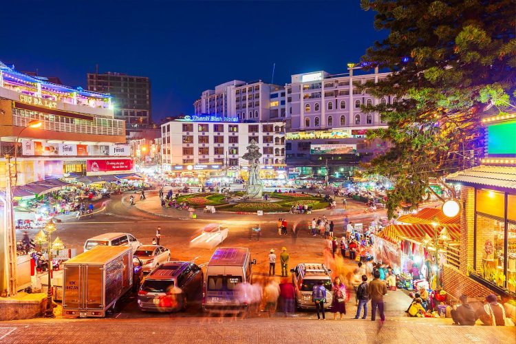 How to get to Dalat Night Market